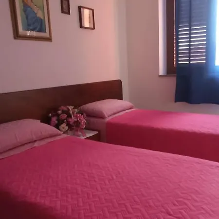 Zio Tom Apartment *